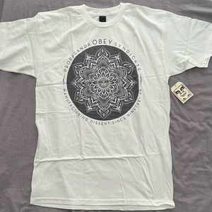 NWT Obey Propaganda Lotus Syndicate Graphic Tee Unisex Medium Retro T-shirt